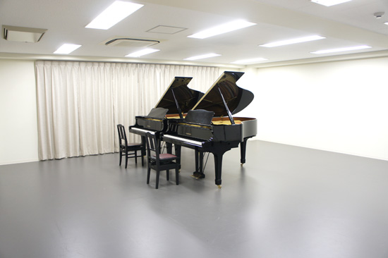 練習室レンタルグランドピアノ