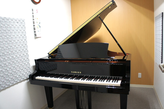 練習室レンタルグランドピアノ